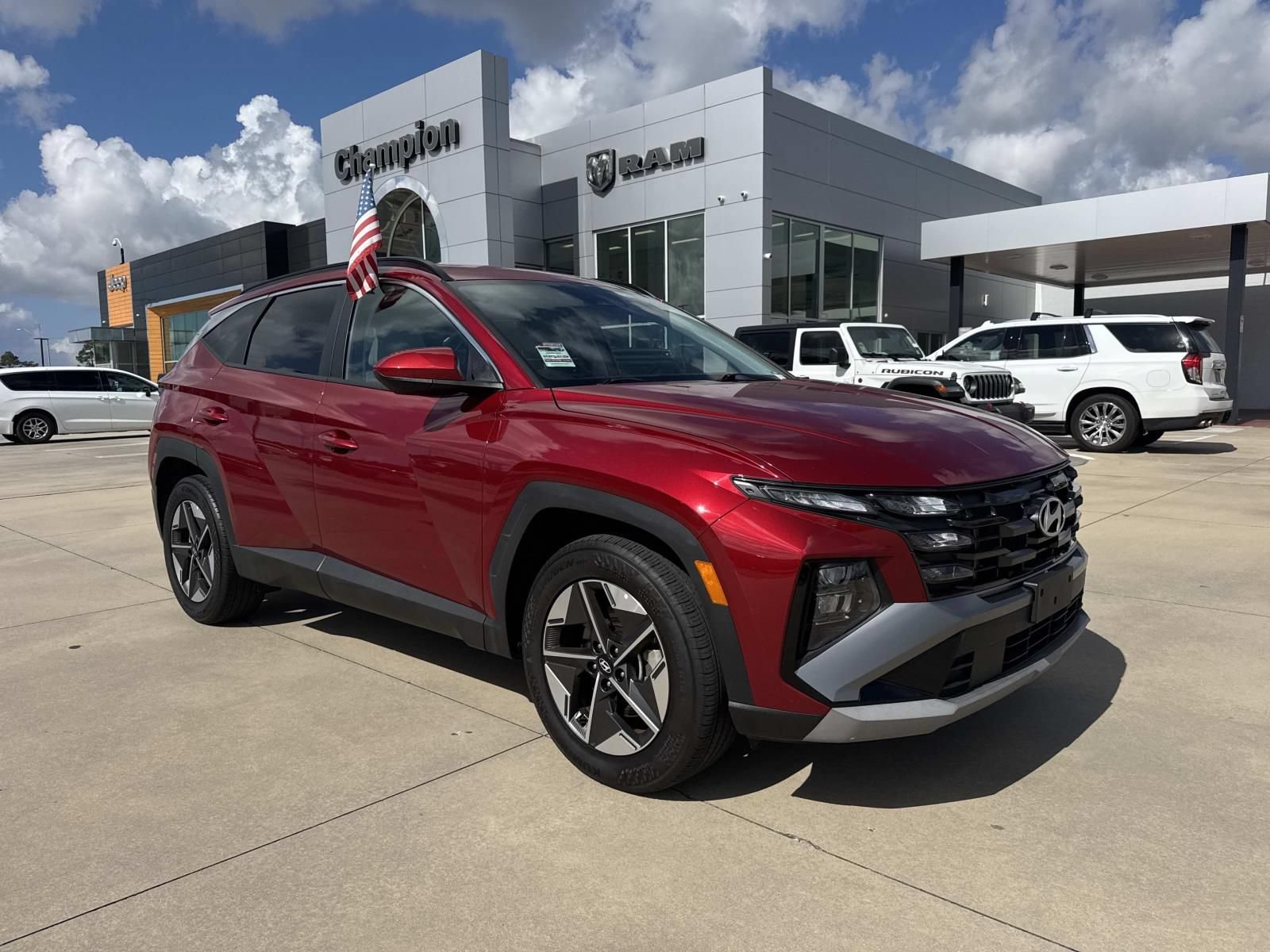 Used 2025 Hyundai Tucson SEL FWD image 1
