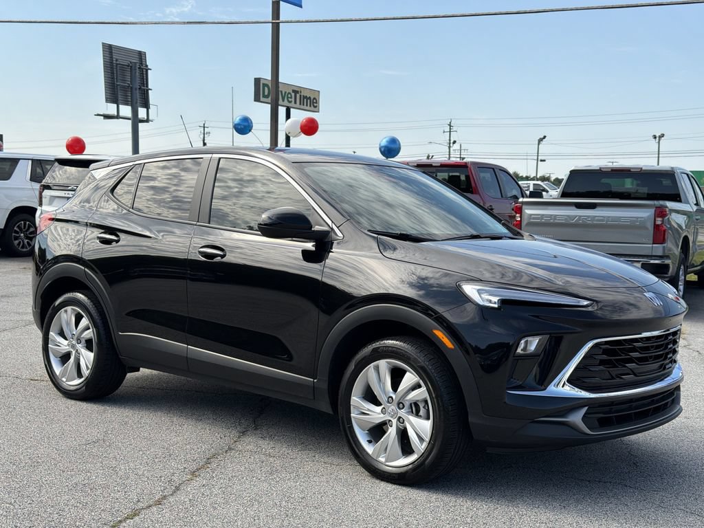 Used 2024 Buick Encore GX Preferred AWD/4WD image 23
