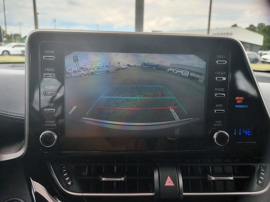 Used 2019 Toyota C-HR XLE FWD image 21