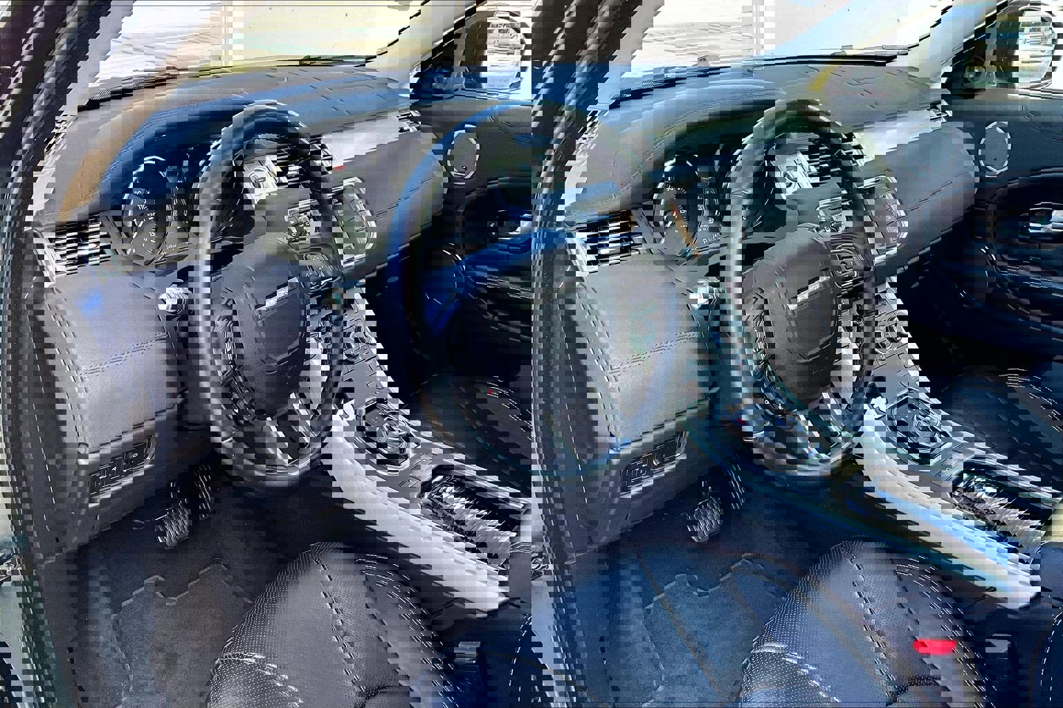 Used 2016 Land Rover Range Rover Evoque HSE image 15