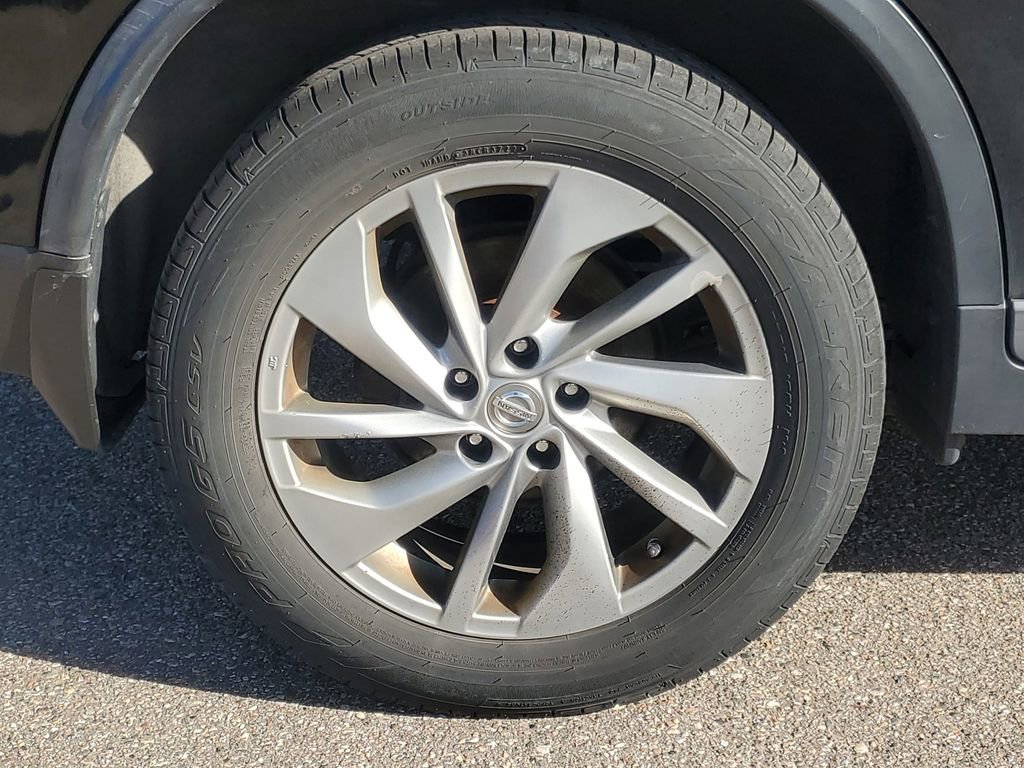 Used 2015 Nissan Rogue SL image 5