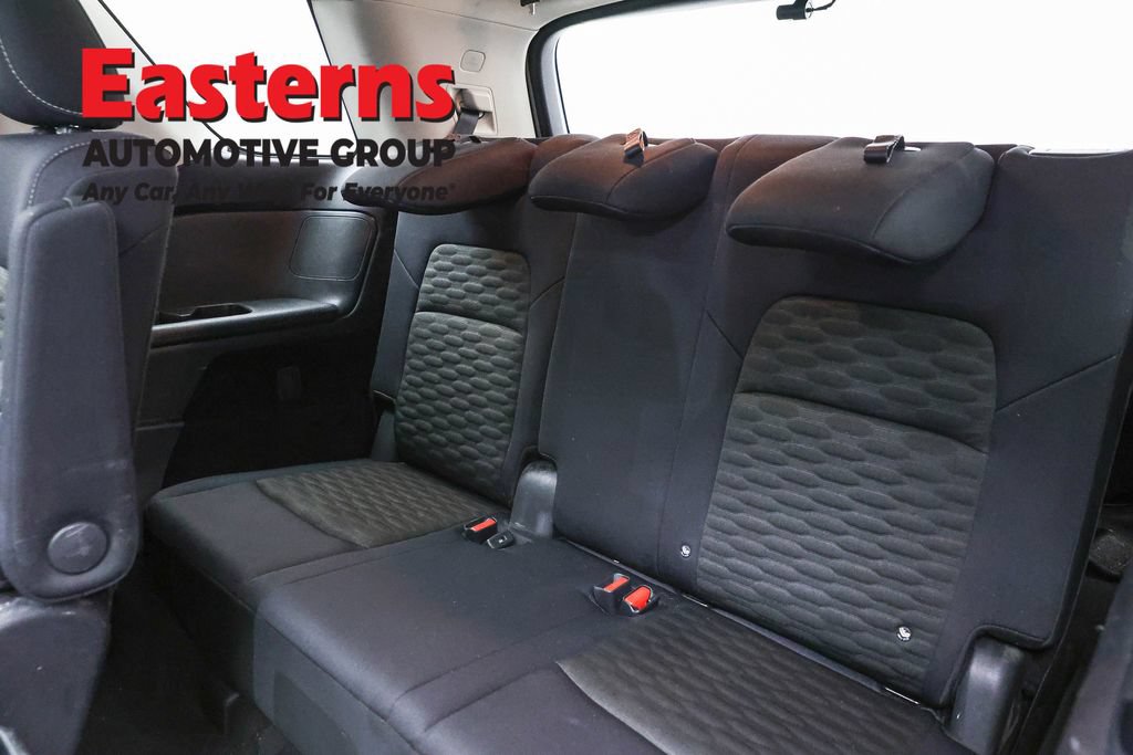 Used 2024 Nissan Pathfinder SV w/ SV Premium Package AWD/4WD image 28