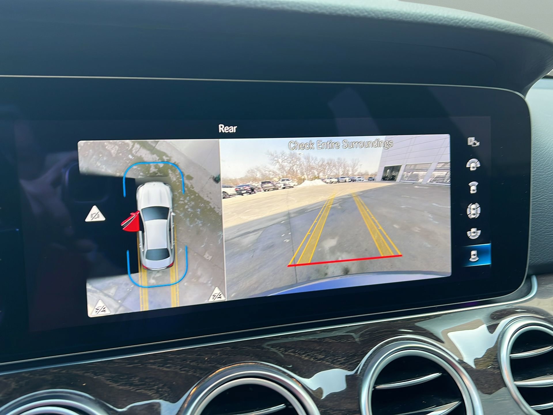 Used 2023 Mercedes-Benz E 350 4MATIC Sedan image 21