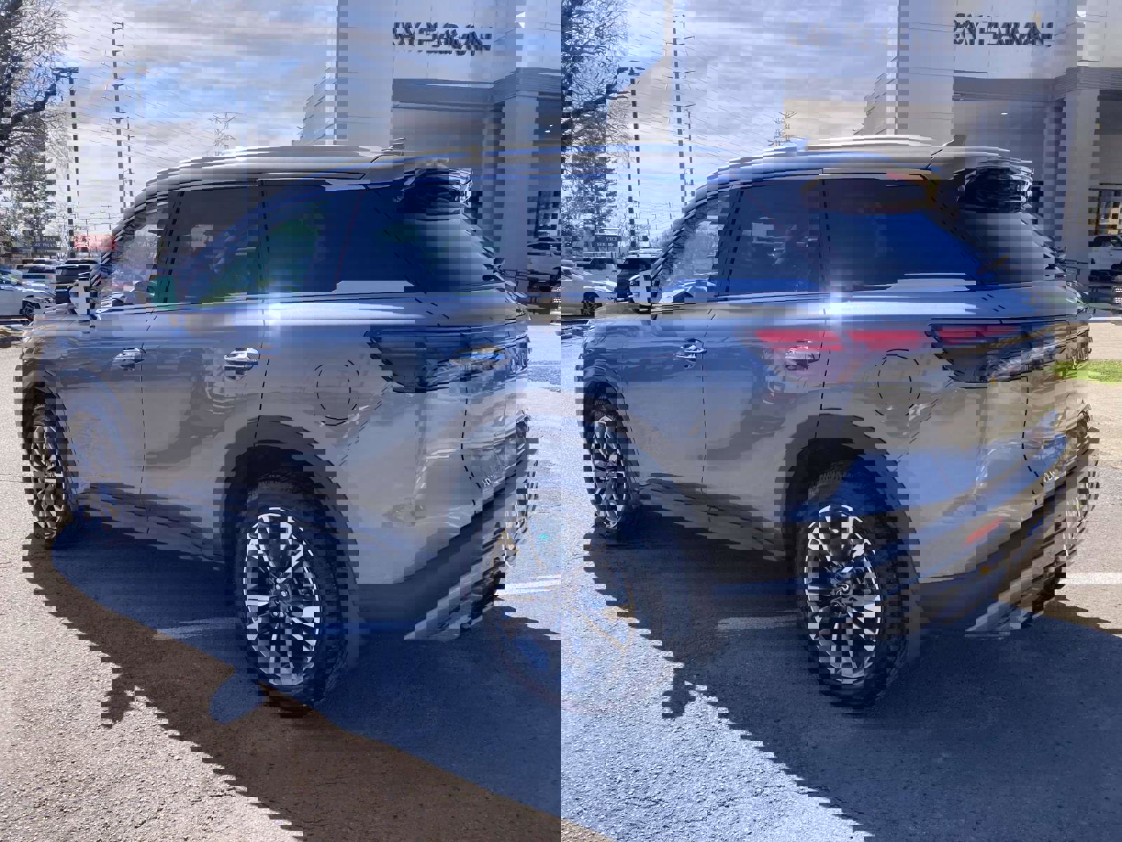 Used 2025 INFINITI QX60 Luxe image 7