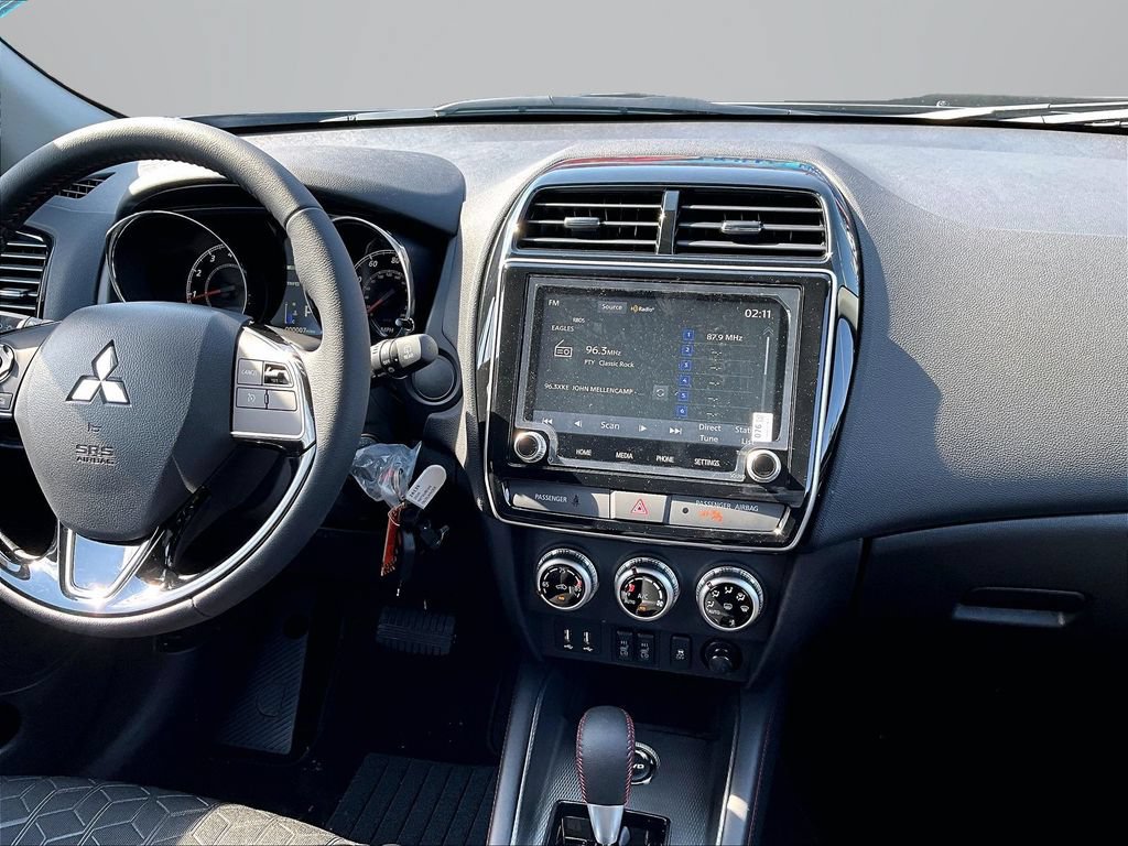 New 2026 Mitsubishi Outlander Sport LE AWD/4WD image 7
