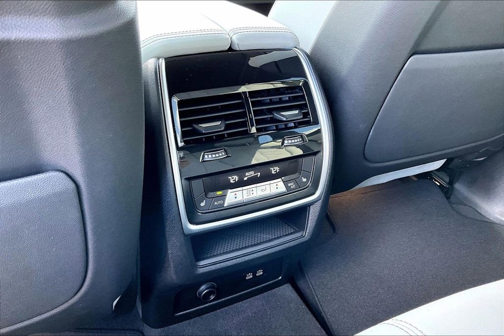 Used 2026 BMW X5 M60i image 18