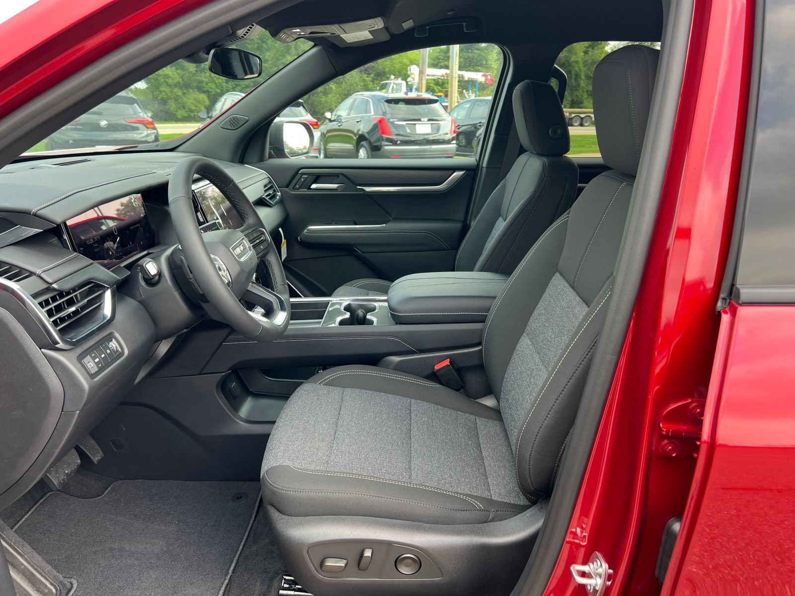 New 2027 GMC Acadia Elevation AWD/4WD image 4
