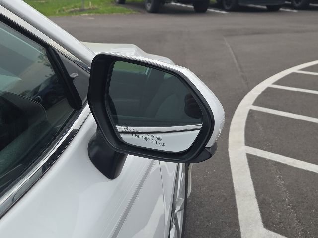 Used 2024 Toyota Camry LE FWD image 6