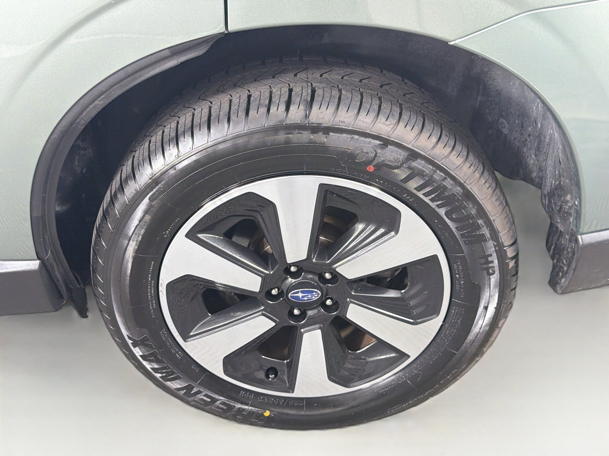 Used 2017 Subaru Forester 2.5i w/ Alloy Wheel Package AWD/4WD image 11
