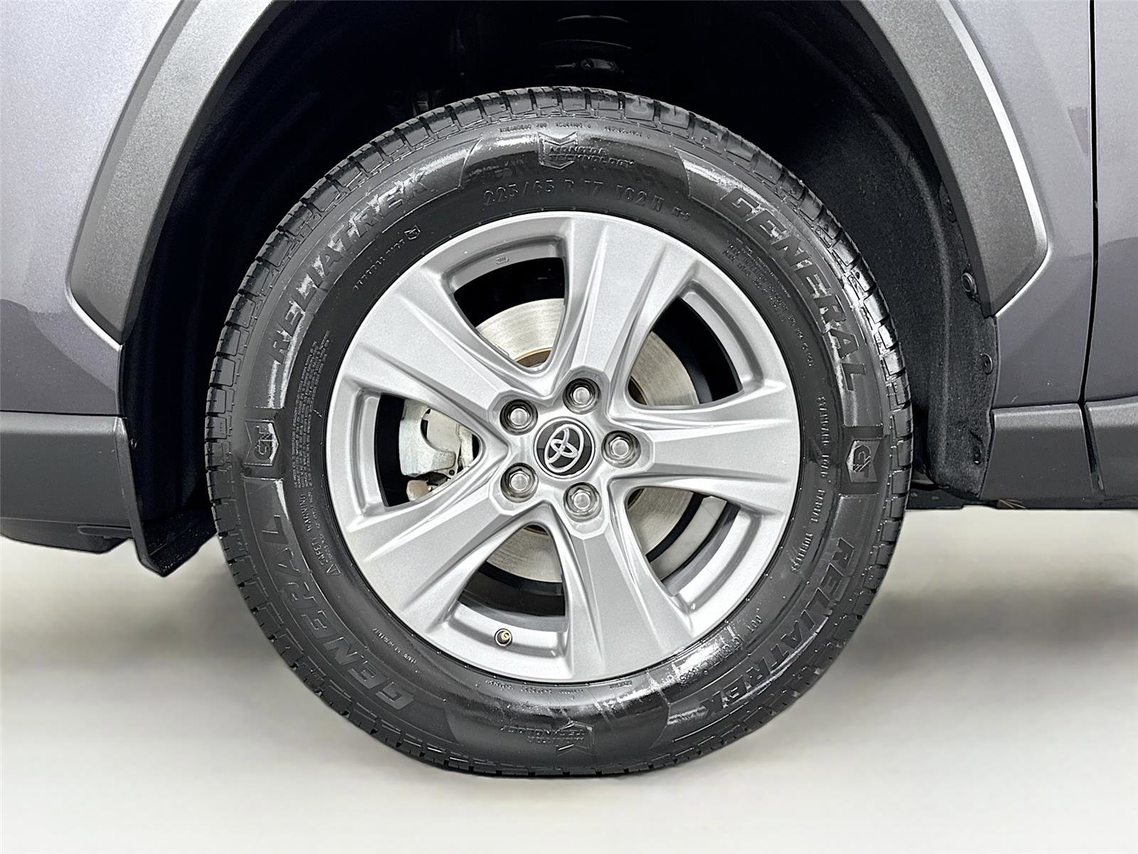 Certified 2022 Toyota RAV4 XLE image 12