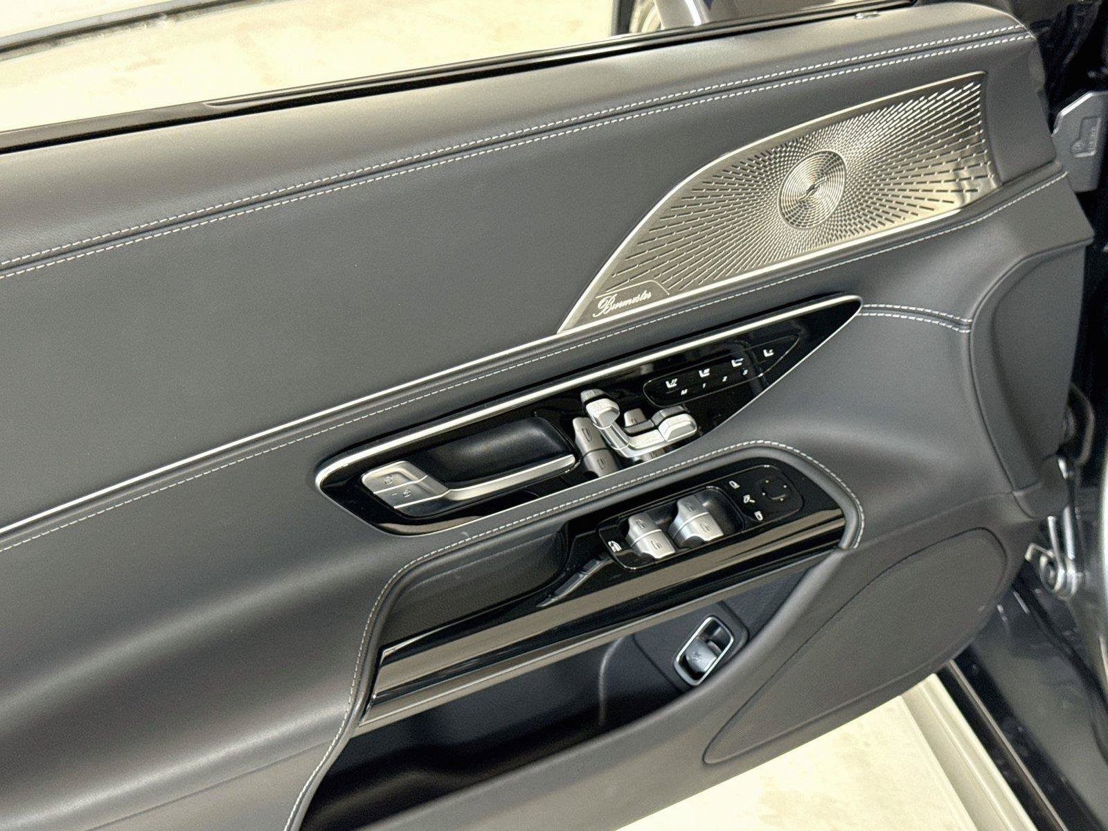 Used 2025 Mercedes-Benz SL 63 AMG 4MATIC image 13