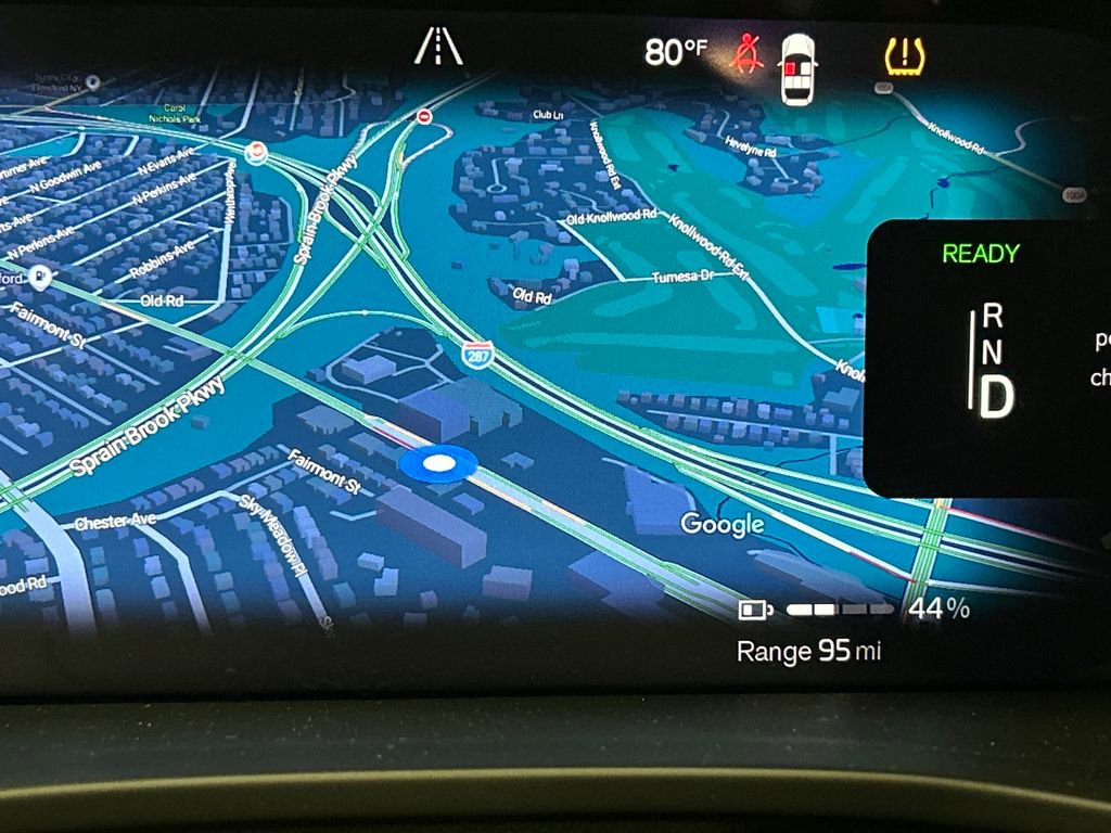 Certified 2023 Volvo C40 P8 Recharge Ultimate image 15