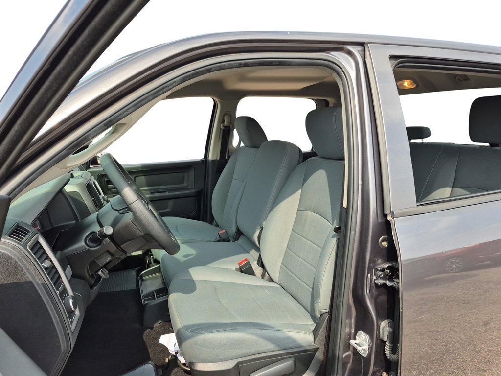 Used 2018 RAM 1500 Tradesman w/ Popular Equipment Group RWD image 16