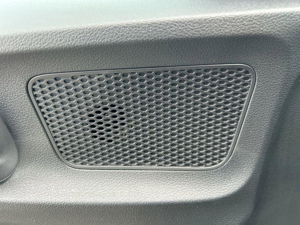 New 2026 Hyundai Venue SEL image 23