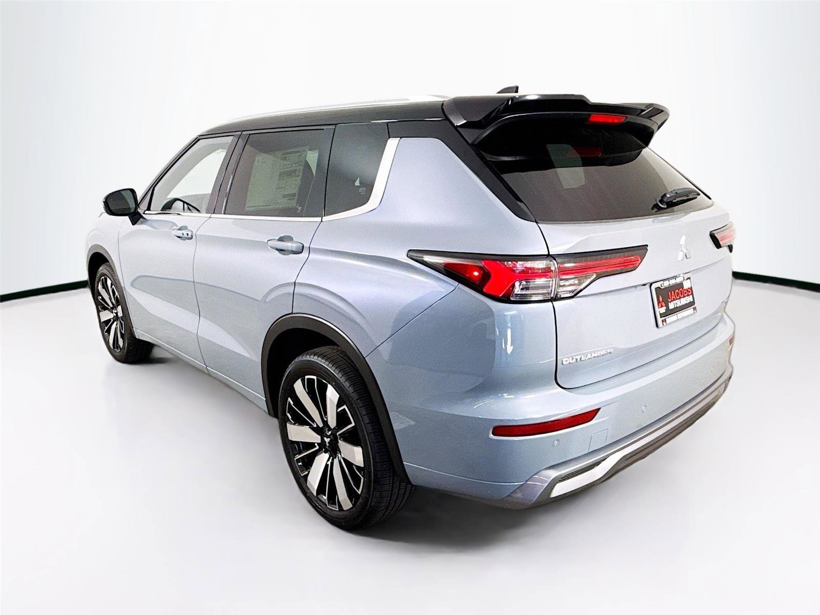 New 2026 Mitsubishi Outlander SEL image 31