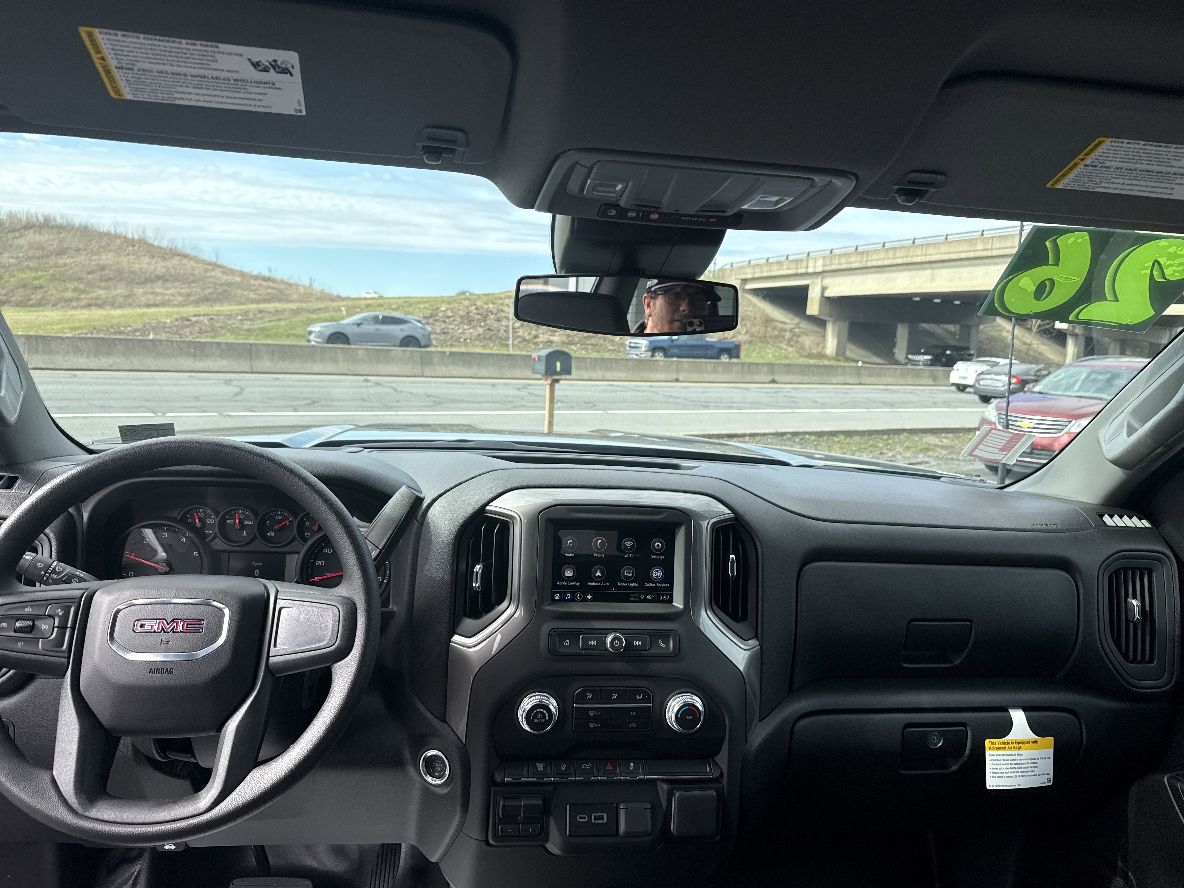 New 2026 GMC Sierra 2500 Pro w/ Convenience Package image 15