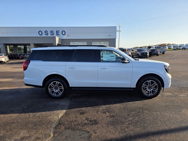 New 2025 Ford Expedition Max Active image 8