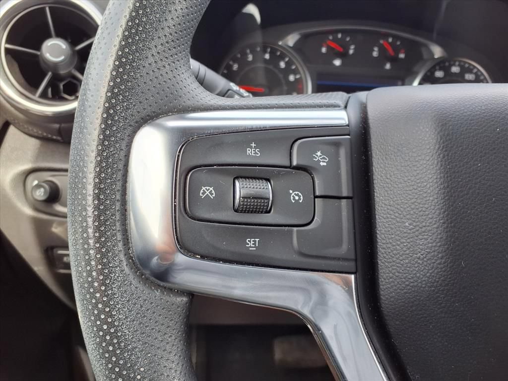 Used 2024 Chevrolet Blazer LT w/ Convenience Package FWD image 13