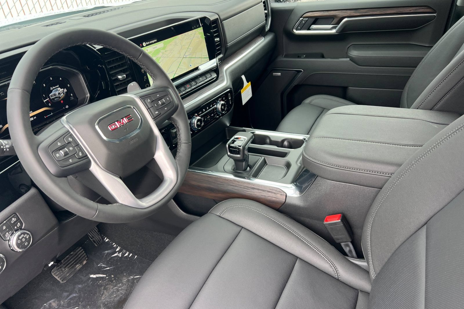 New 2026 GMC Sierra 1500 SLT w/ SLT Premium Plus Package AWD/4WD image 7