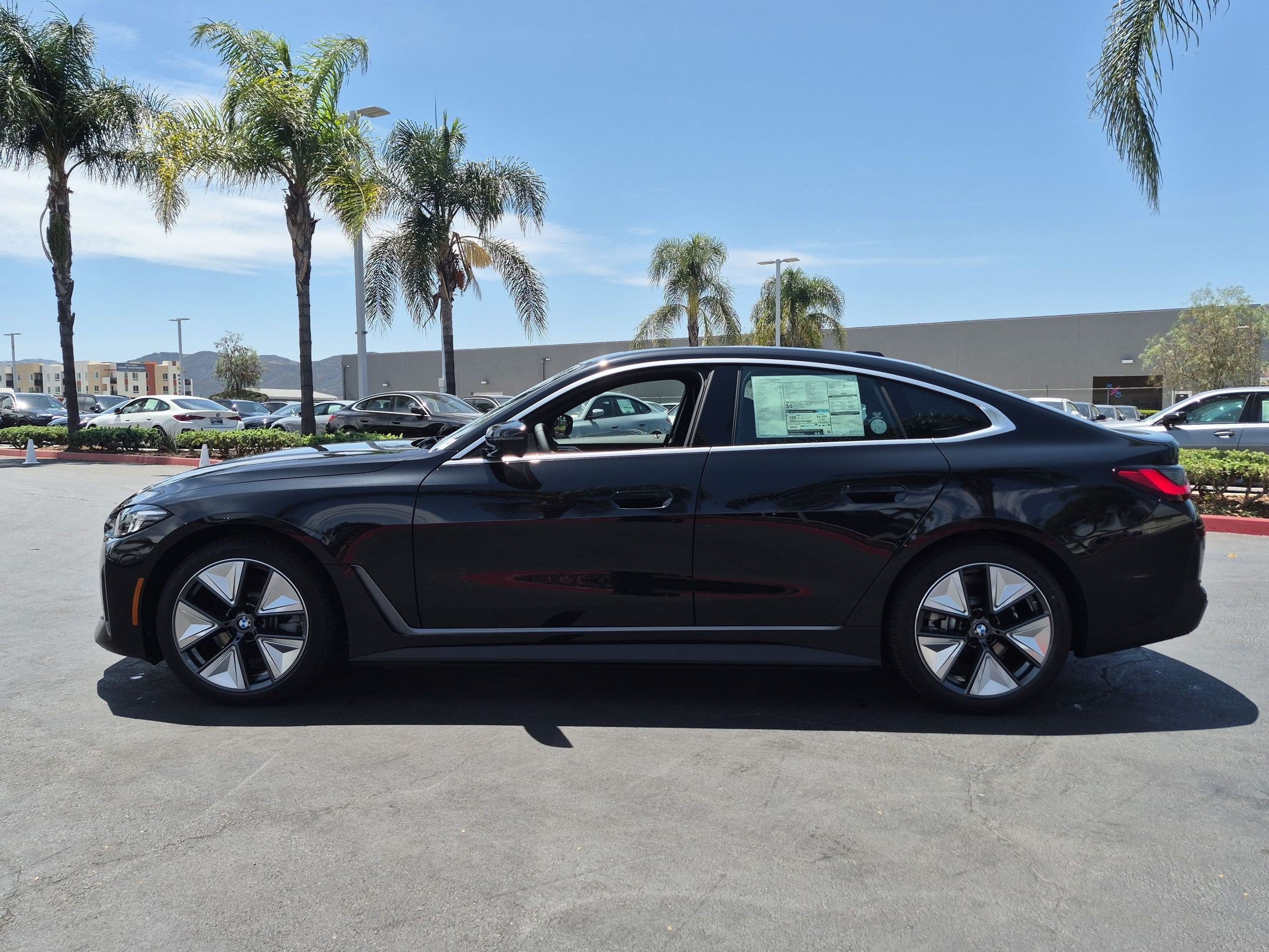 New 2026 BMW i4 eDrive40 w/ Parking Assistance Package RWD image 7