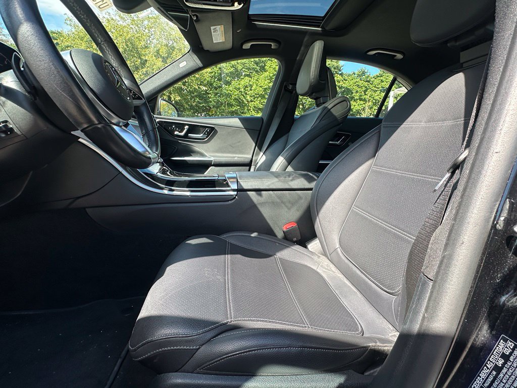 Used 2025 Mercedes-Benz C 300 4MATIC Sedan image 10