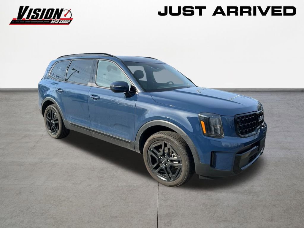 Used 2024 Kia Telluride EX X-Line image 3