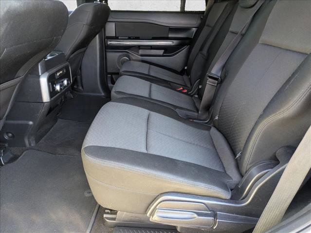Used 2020 Ford Expedition XLT image 18