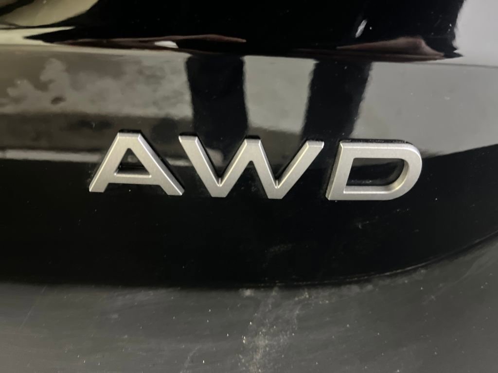 Used 2025 Nissan Kicks SV image 43