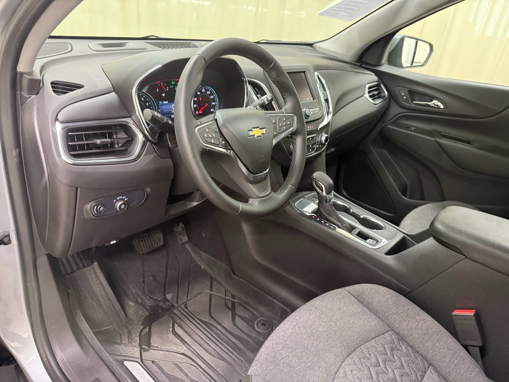 Certified 2024 Chevrolet Equinox LT w/ LPO, Floor Liner Package FWD image 30
