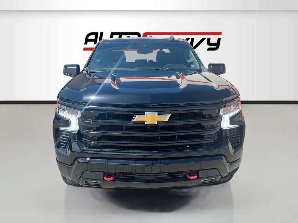 Used 2022 Chevrolet Silverado 1500 RST AWD/4WD image 2