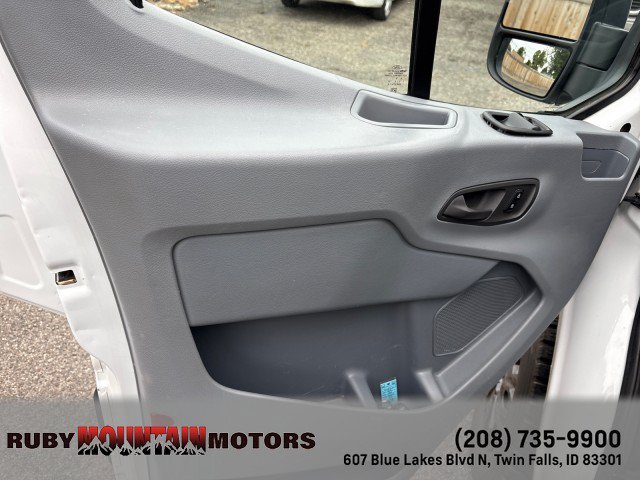 Used 2018 Ford Transit 150 XLT RWD image 9