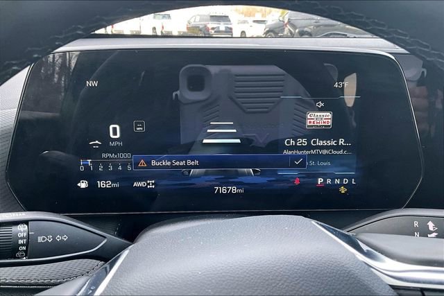 Used 2025 Chevrolet Equinox LT w/ Convenience Package II AWD/4WD image 13