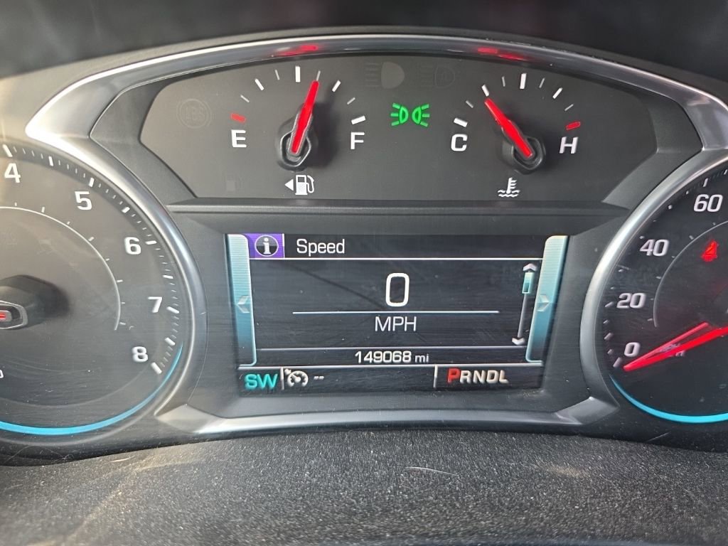 Used 2018 Chevrolet Equinox Premier image 20