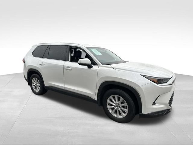 Certified 2025 Toyota Grand Highlander XLE FWD image 4