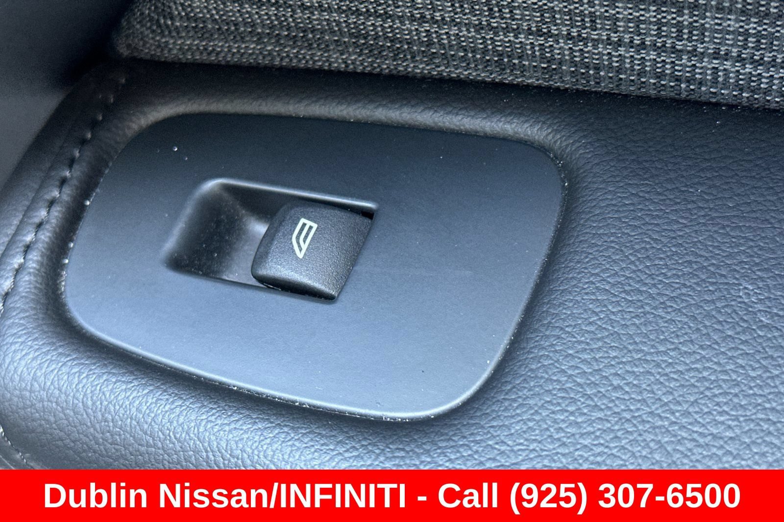Used 2023 Volvo XC60 B5 Core w/ Protection Package Premier FWD image 22