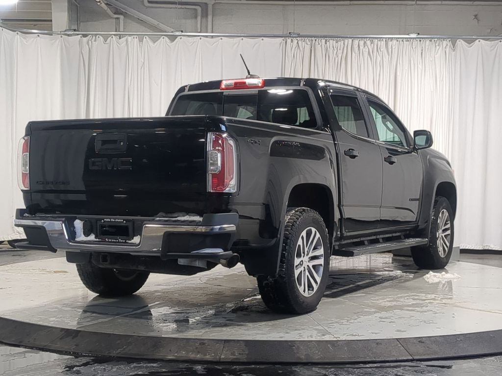 Used 2016 GMC Canyon SLE w/ Nightfall Edition image 17