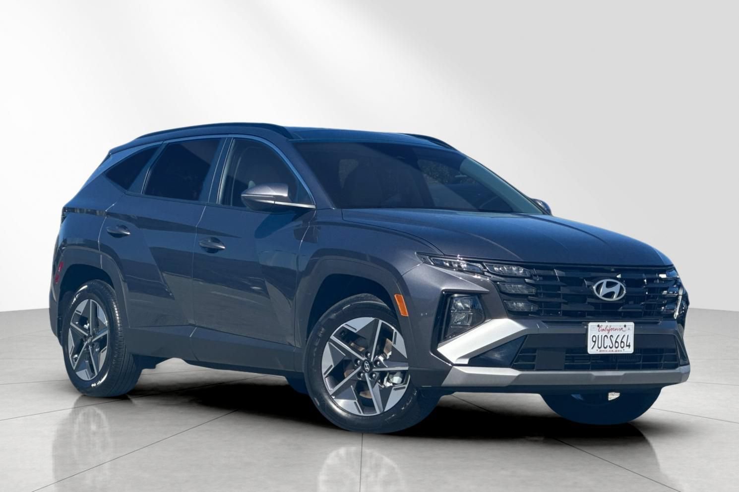 Used 2025 Hyundai Tucson SEL AWD/4WD image 2