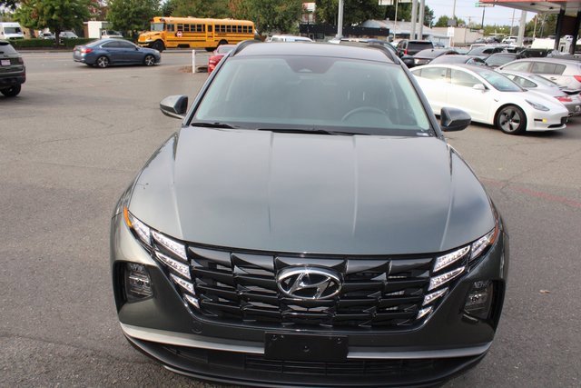 Used 2024 Hyundai Tucson Blue image 9