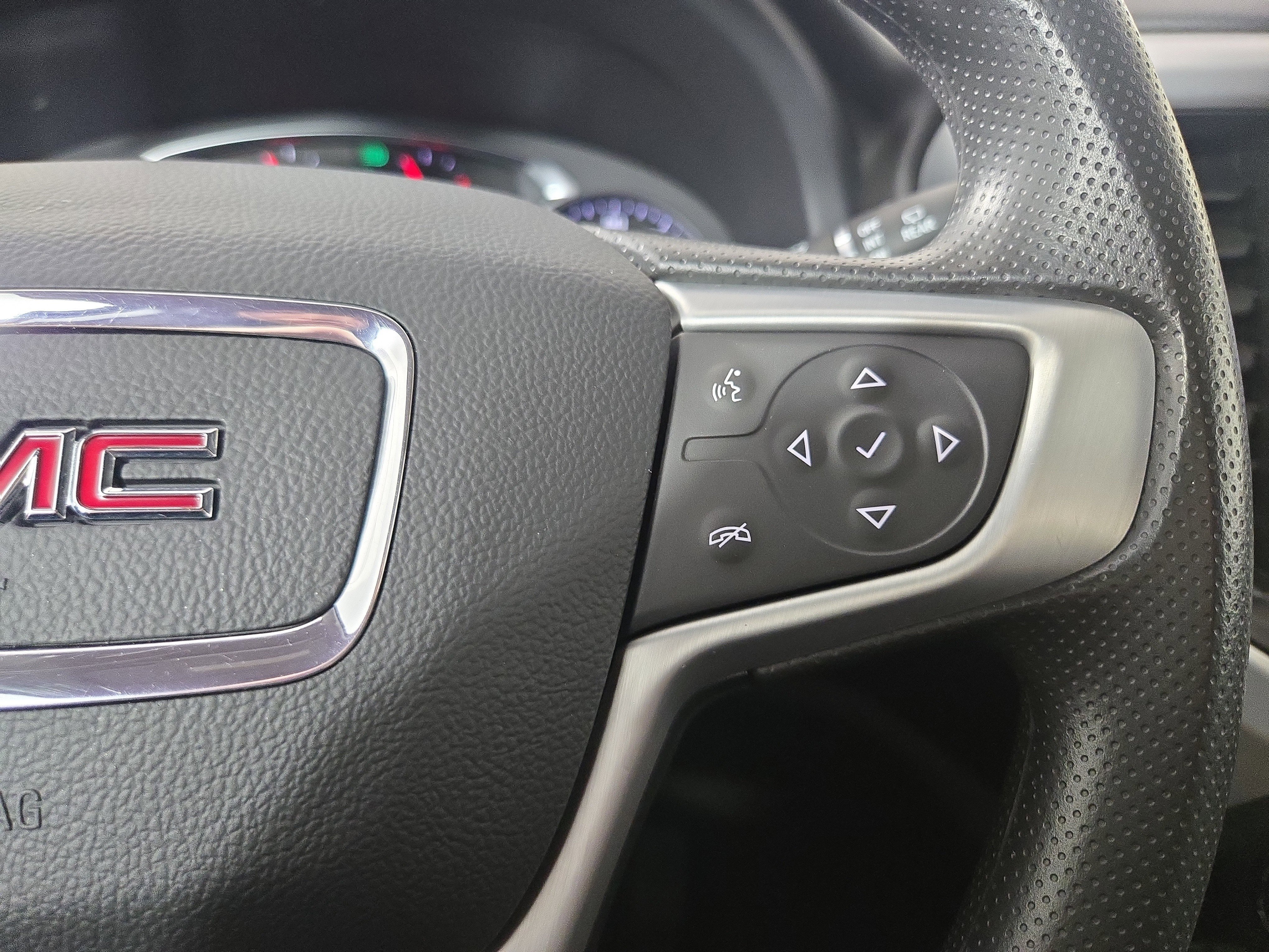 Certified 2023 GMC Acadia SLE w/ Elevation Edition image 17