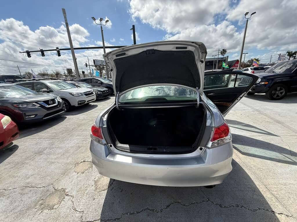 Used 2012 Honda Accord EX image 3