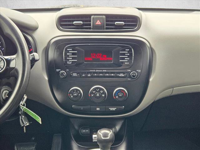 Used 2014 Kia Soul + FWD image 13