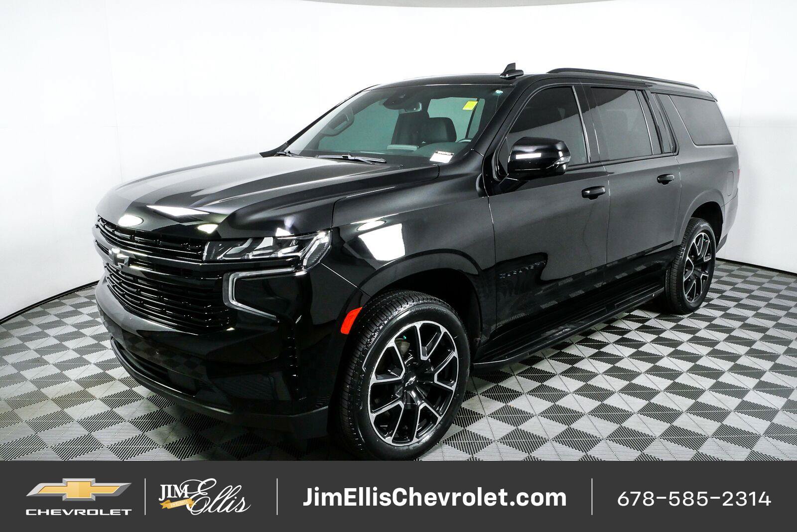 Certified 2024 Chevrolet Suburban RST w/ Luxury Package RWD image 26