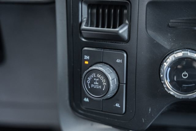 Used 2023 Ford F150 Lariat w/ FX4 Off-Road Package AWD/4WD image 35