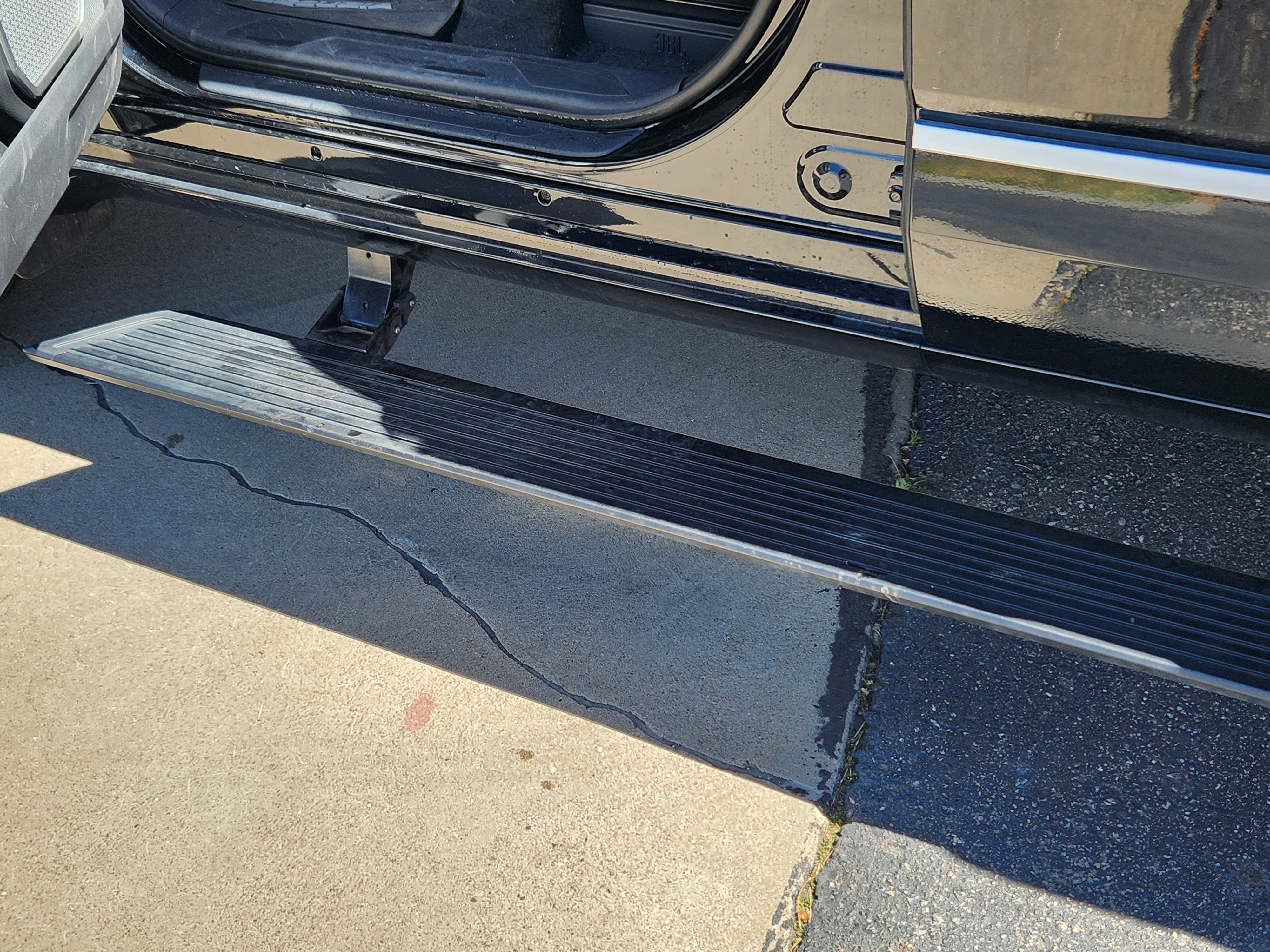 Used 2025 Toyota Sequoia Capstone image 16