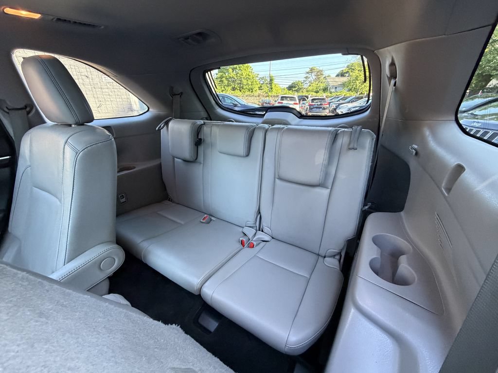 Used 2014 Toyota Highlander Limited Platinum AWD/4WD image 17
