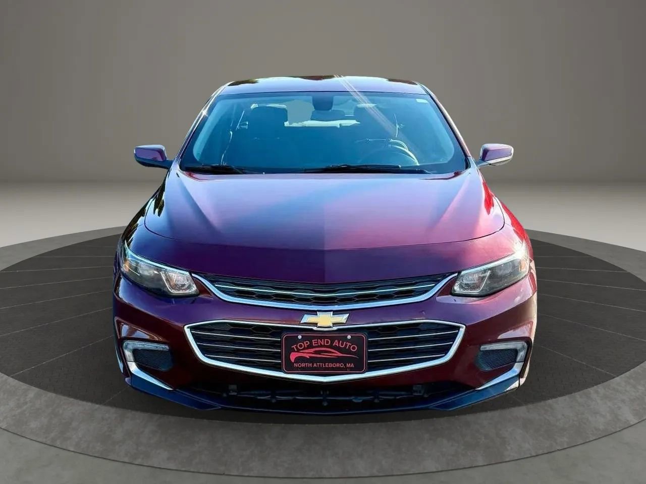 Used 2016 Chevrolet Malibu LT image 2