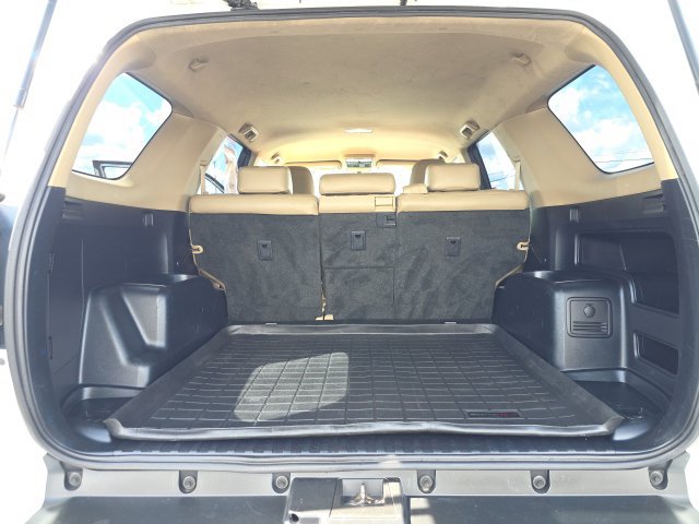 Used 2010 Toyota 4Runner SR5 RWD image 28