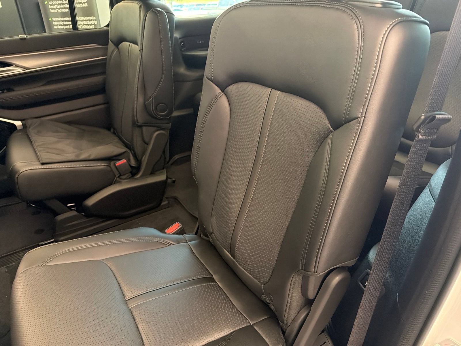 New 2026 Jeep Grand Wagoneer Limited AWD/4WD image 19