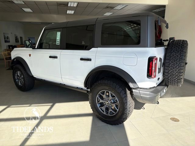 New 2025 Ford Bronco Badlands image 6