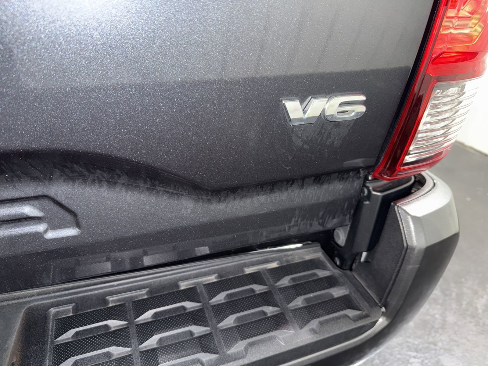 Used 2023 Toyota Tacoma SR image 32